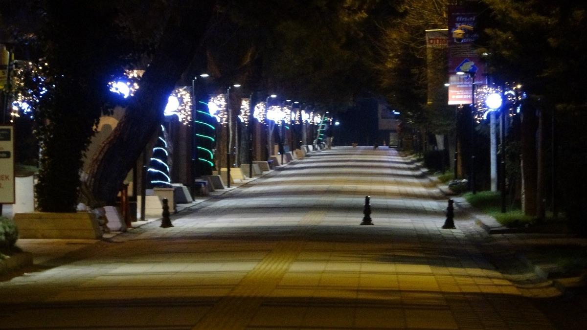 Kırklareli&rsquo;nde 32 saatlik sokağa &ccedil;ıkma yasağı başladı