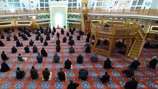 Sakarya ve çevre illerde Berat Kandili dualarla idrak edildi