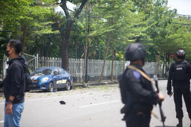 Endonezya’da kiliseye bombalı saldırı:9 yaralı