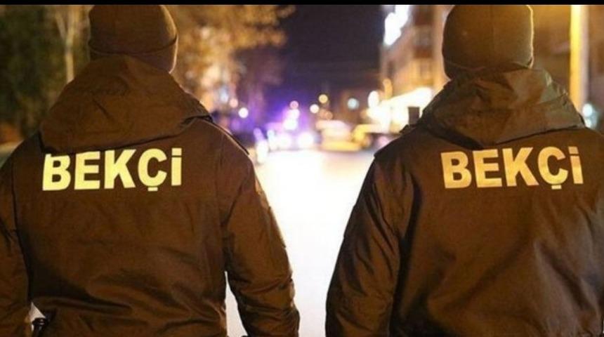 Bek&ccedil;iler 30 g&uuml;nde 46 aranan şahıs aldı