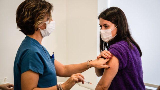 Sağlık Bakanı Koca, BioNTech belgesini paylaştı:  Yalan s&ouml;ylemediğimin belgesidir  1