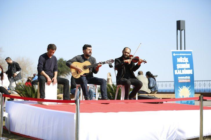 Canlı müzik performansı ‘Müzik Şehrin Kalbinde’ moral veriyor G1