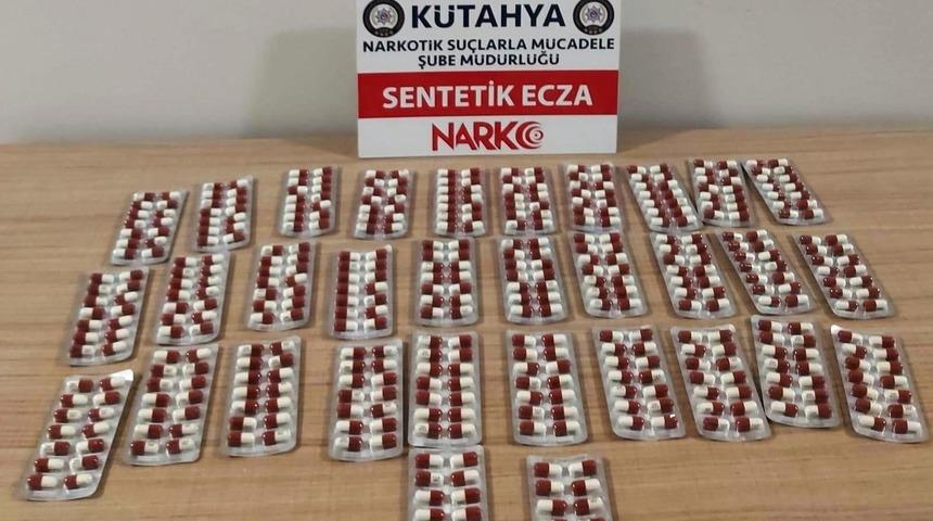 K&uuml;tahya&rsquo;da uyuşturucu taciri polisten ka&ccedil;amadı