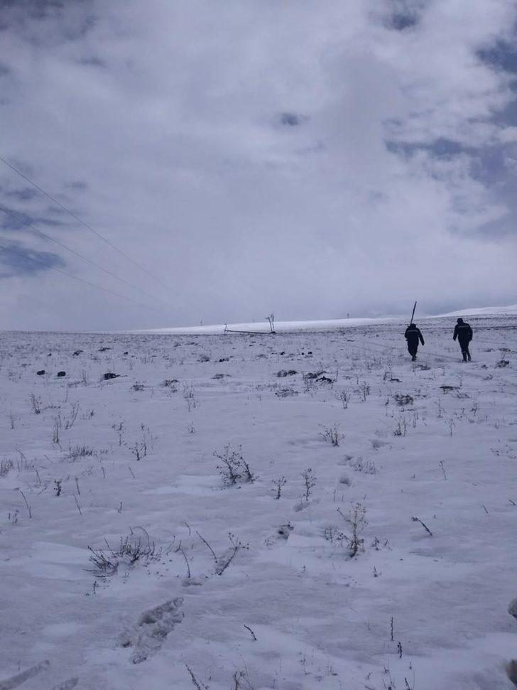 Fırtına enerji nakil hatlarına zarar verdi G3