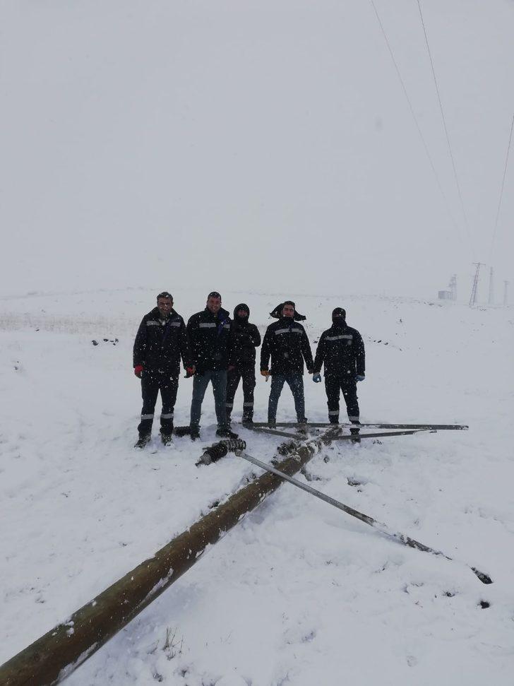 Fırtına enerji nakil hatlarına zarar verdi G5