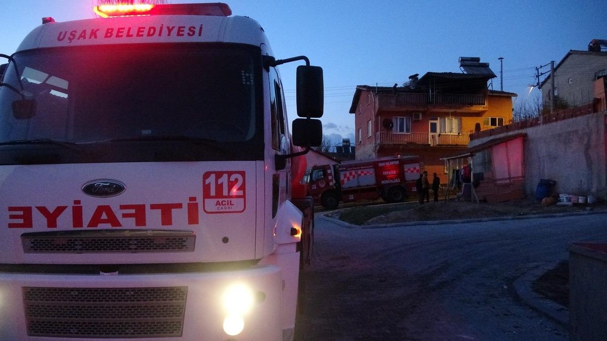 &Ccedil;atı yangını paniğe neden oldu