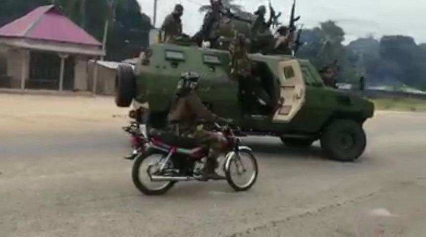 Mozambik'te militanların saldırısında onlarca kişi hayatını kaybetti