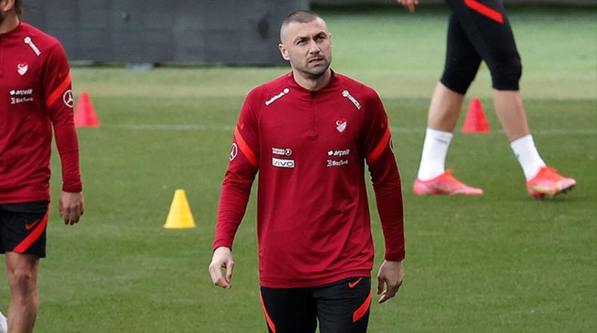  Burak Yılmaz: Avrupa'ya transfer olacak oyuncularımız var