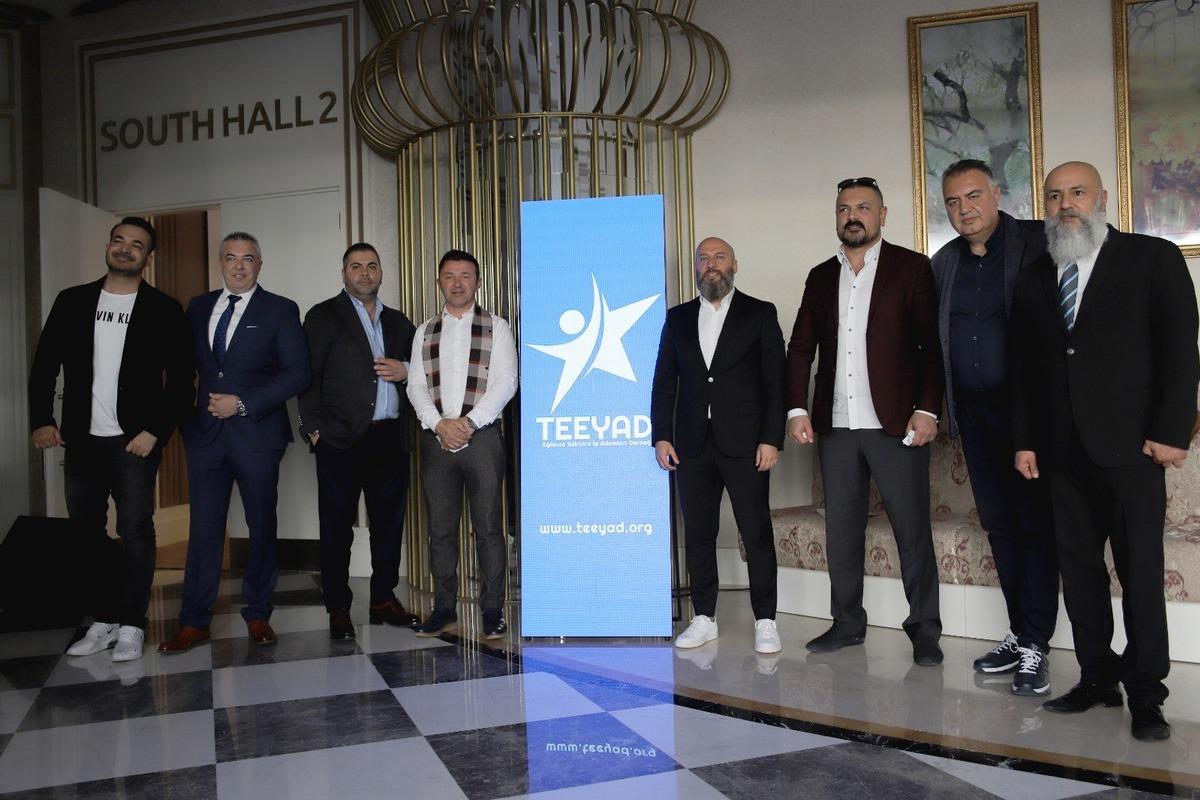 TEEYAD&rsquo;da kurucu başkan Arı, g&uuml;ven tazeledi