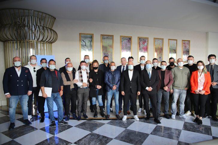 TEEYAD’da kurucu başkan Arı, güven tazeledi G2