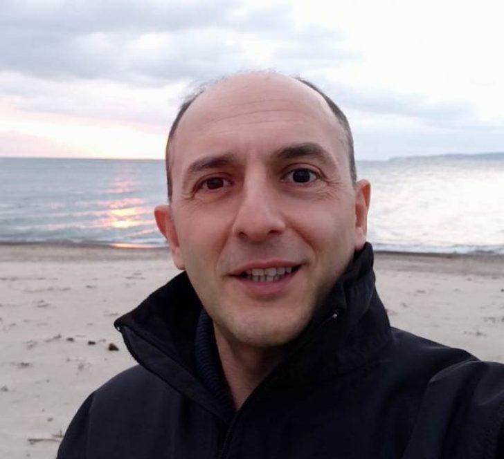 Burhaniye’de ayın batımı böyle görüntülendi G3