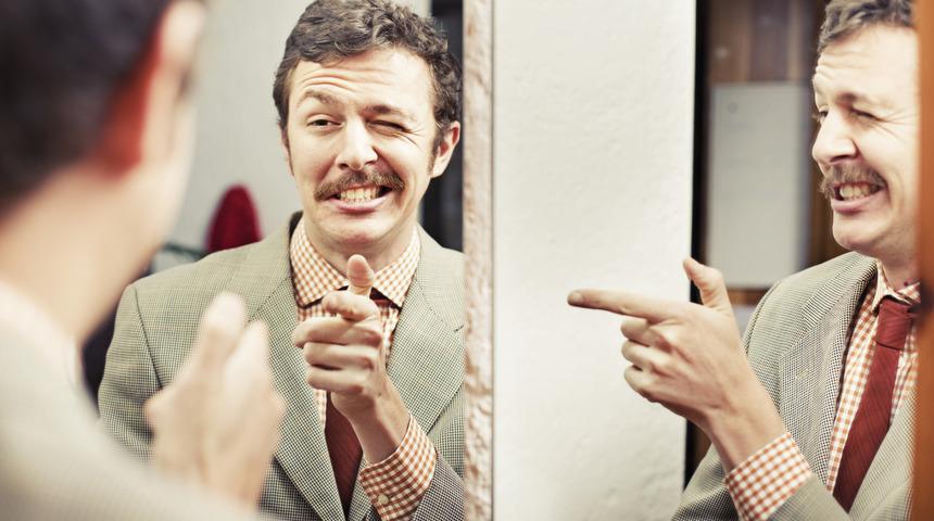 Beden diliniz ne anlatıyor? Saklamaya çalıştığınız durumlarda dahi beden diliniz sizi ele verir!