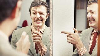 Beden diliniz ne anlatıyor? Saklamaya çalıştığınız durumlarda dahi beden diliniz sizi ele verir!