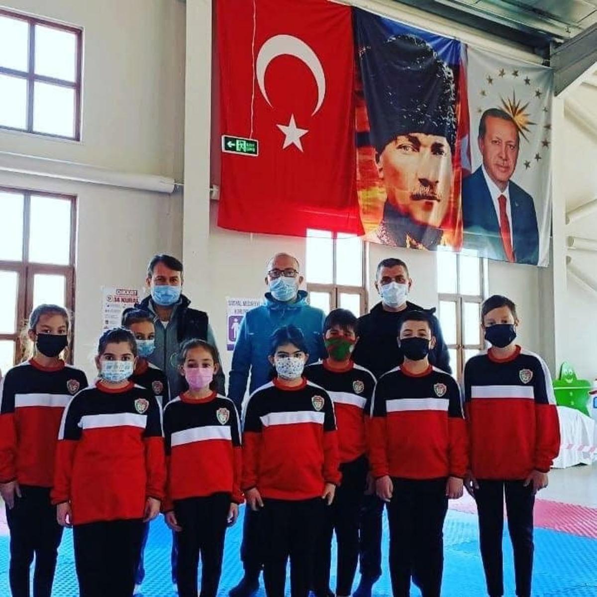 1308 Osmaneli Belediyespor Karate Takımı, T&uuml;rkiye Karate Şampiyonası&rsquo;na hazır