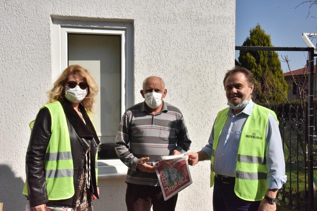 180 &ccedil;alışan kapı kapı dolaşarak maske dağıttı