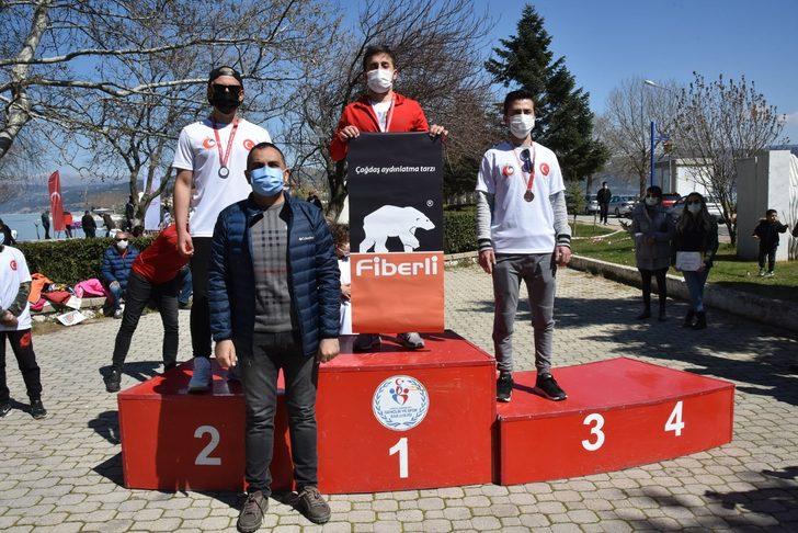 Oryantiring yarışlarında huzurevindeki yaşlılar gençlere taş çıkarttı G5