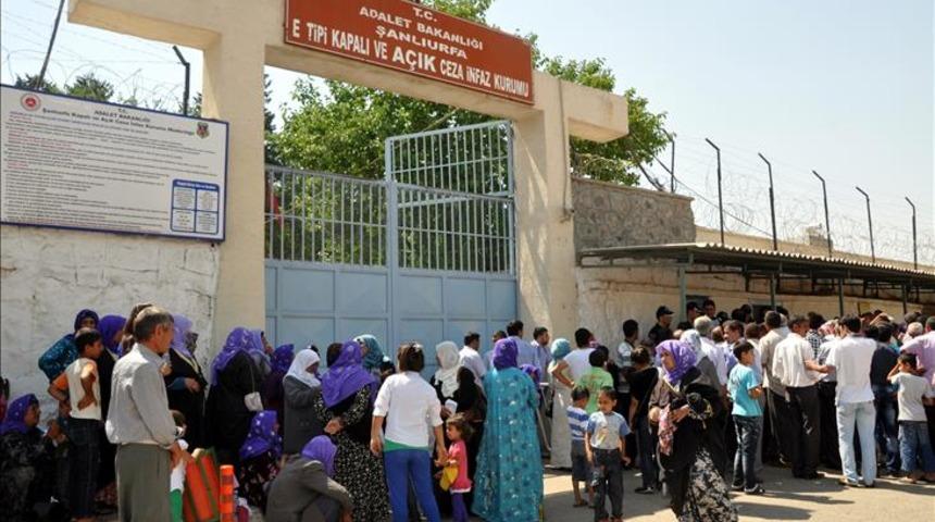 Açık cezaevleri izinleri uzatıldı mı? Gözler Adalet Bakanlığında...