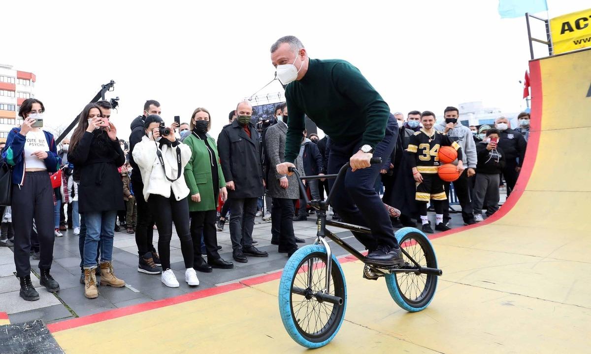 &lsquo;Gen&ccedil;liğin İstiklal Renkleri&rsquo; grafitilere yansıyacak