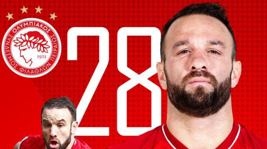 Olimpiakos, Valbuena'nın sözleşmesini uzattı