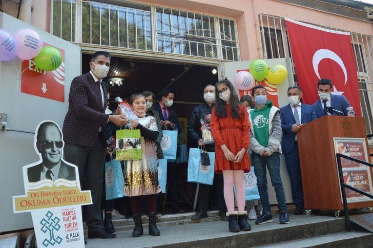 Manisa’da e çok kitap okuyanlar ödüllendirildi G4