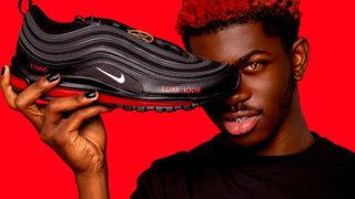 Adı: Şeytan ayakkabısı! İçinde insan kanı var!