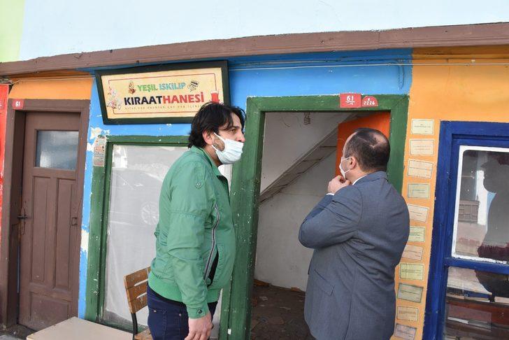 Başkan Sülük’ten kütüphaneye destek G2