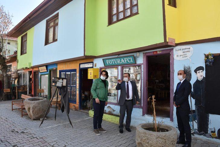 Başkan Sülük’ten kütüphaneye destek G3