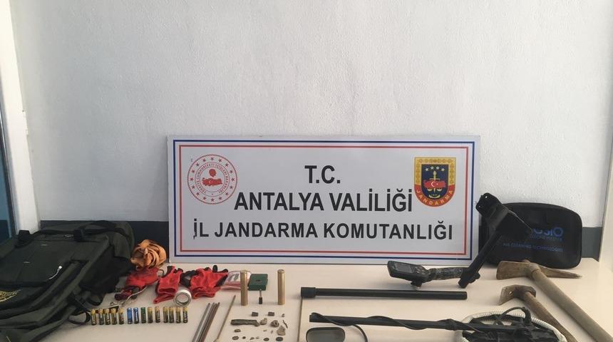 Roma d&ouml;nemine ait sikkeler ele ge&ccedil;irildi