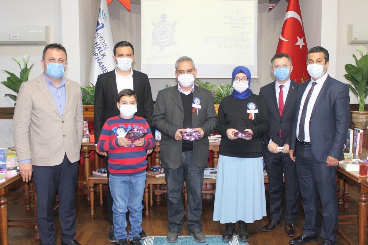 Aydın&rsquo;da kitap kurtları &ouml;d&uuml;llendirildi