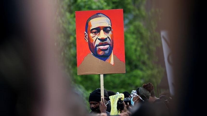 Biden, polis şiddetiyle ölen Floyd’un ailesi ile görüştü