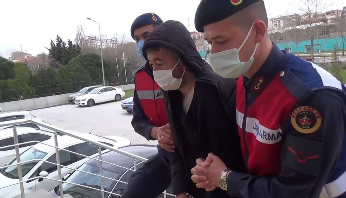 Benzin d&ouml;k&uuml;p karısını yaktı