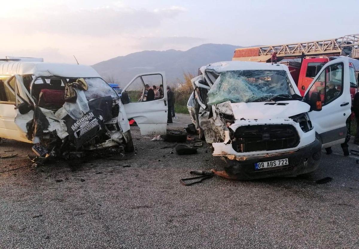 Aydın&rsquo;da trafik kazası: 2&rsquo;si ağır 4 yaralı