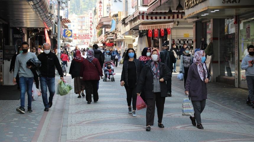 Aydın İl Sağlık M&uuml;d&uuml;rl&uuml;ğ&uuml; vatandaşları uyardı; "Vir&uuml;s g&uuml;c&uuml;n&uuml; kaybetmiş değil!"