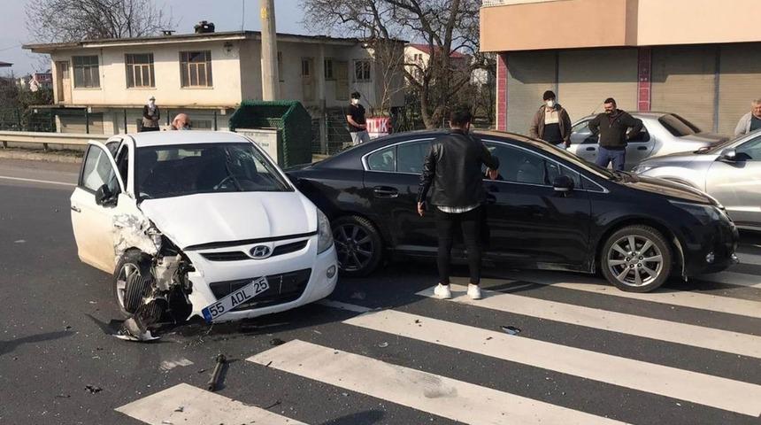Samsun&rsquo;da trafik kazası: 2 yaralı