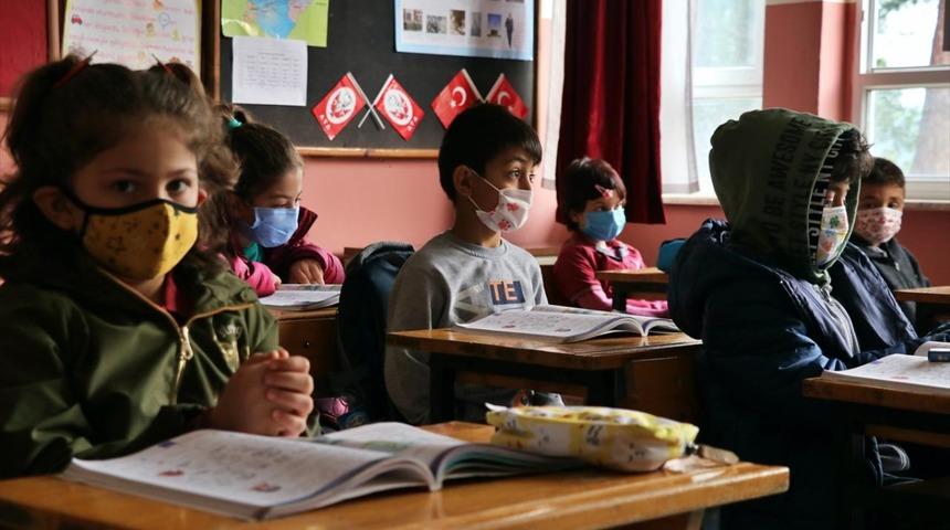 MEB'den y&uuml;z y&uuml;ze eğitimle ilgili &ouml;nemli a&ccedil;ıklama