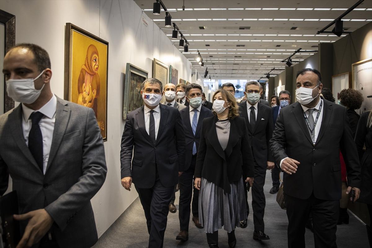 ArtAnkara Uluslararası &Ccedil;ağdaş Sanat Fuarı kapılarını sanatseverlere a&ccedil;tı