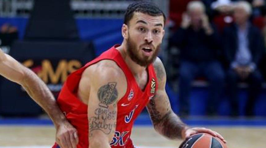 CSKA Moskova, Mike James'i kadro dışı bıraktı