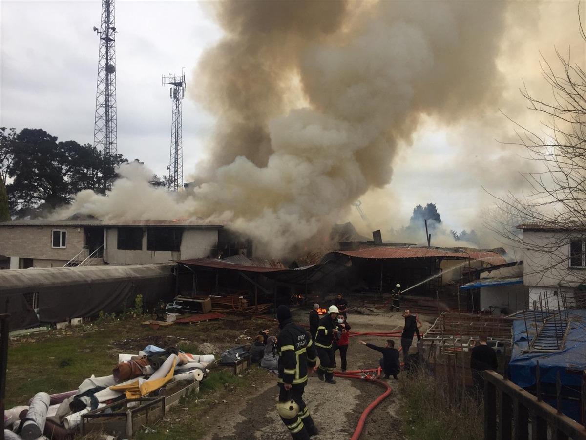 Ordu'da mobilya at&ouml;lyesinde yangın &ccedil;ıktı