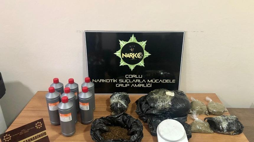 Tekirdağ&rsquo;da metruk binadan 2 kilo bonzai &ccedil;ıktı