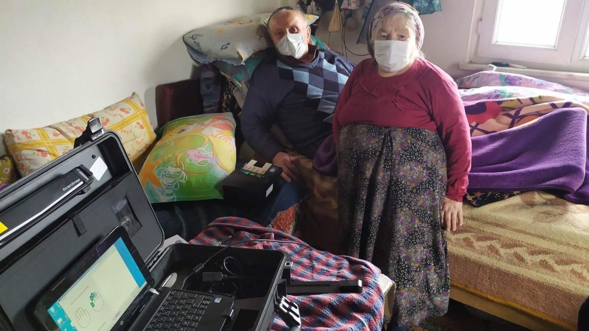 Han&ouml;n&uuml; N&uuml;fus M&uuml;d&uuml;rl&uuml;ğ&uuml;nden adreste n&uuml;fus hizmeti