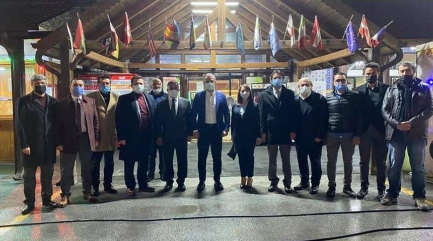 Kocaeli B&uuml;y&uuml;kşehir Belediye Başkanı B&uuml;y&uuml;kakın, Bilecik&rsquo;te başkanlarla buluştu