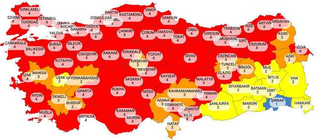 Yaşlılar sokağa ne zaman çıkabilir? 65 yaş üstü kaça kadar dışarıda durabilir