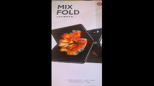 Mi Mix Fold tasarımı