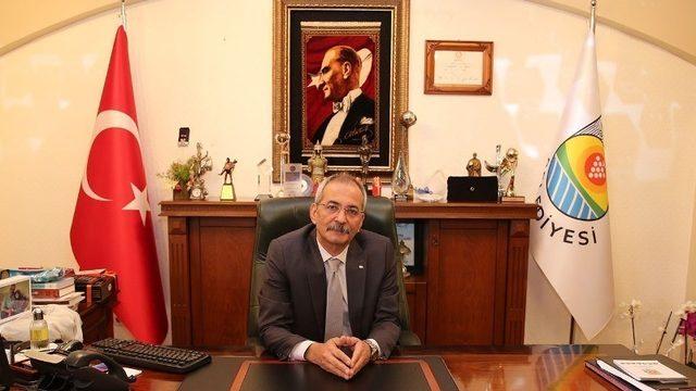 Bozdoğan: “82 milyon lira cari açıktan 32 milyon lira cari fazlaya ulaştık”