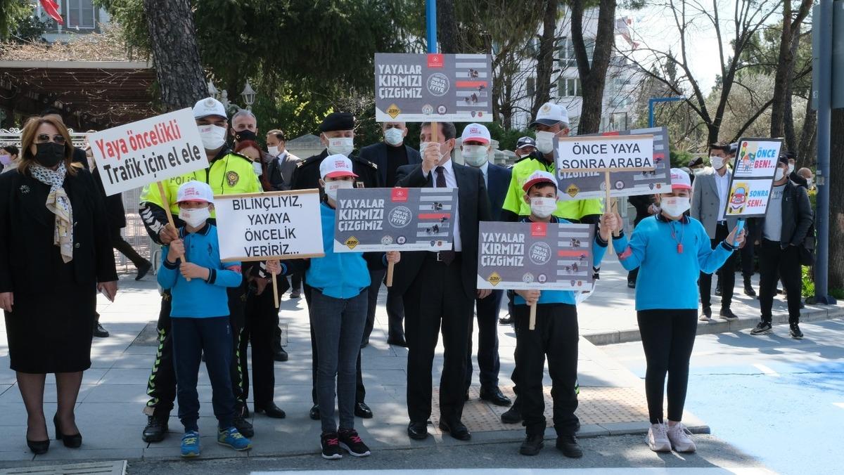 Muğla&rsquo;da &lsquo;Yayalar kırmızı &ccedil;izgimiz&rsquo; etkinliği
