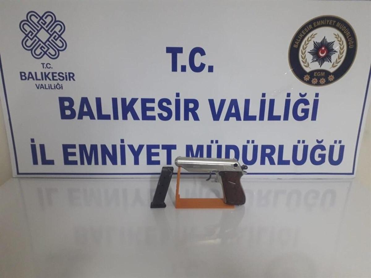 Balıkesir&rsquo;de polis ve jandarmadan &rsquo;Huzur&rsquo; operasyonları