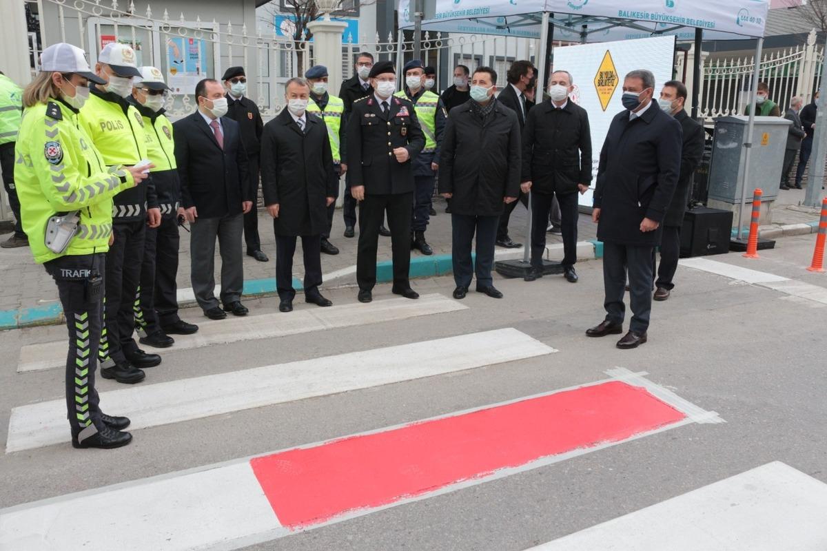 Yaya ge&ccedil;itlerine kırmızı &ccedil;izgi &ccedil;ekildi