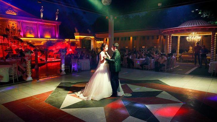 Düğün ve nikahlarda yiyecek içecek ikramı yapılıyor mu? Düğünlerde halay, oyun ve dans yasak mı? G4