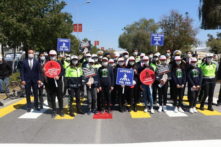 Mersin’de yaya geçitlerinde ’kırmızı çizgi uygulaması’ başladı G5