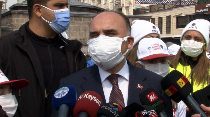 Şehmus G&uuml;naydın: &ldquo;Aşılandık diye de temizlik, maske ve mesafe konusunda taviz vermememiz lazım&rdquo;